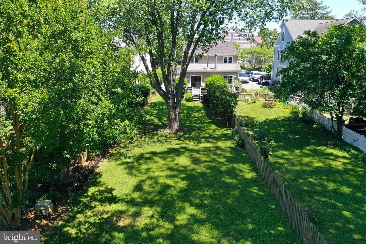 422 First St photo 5