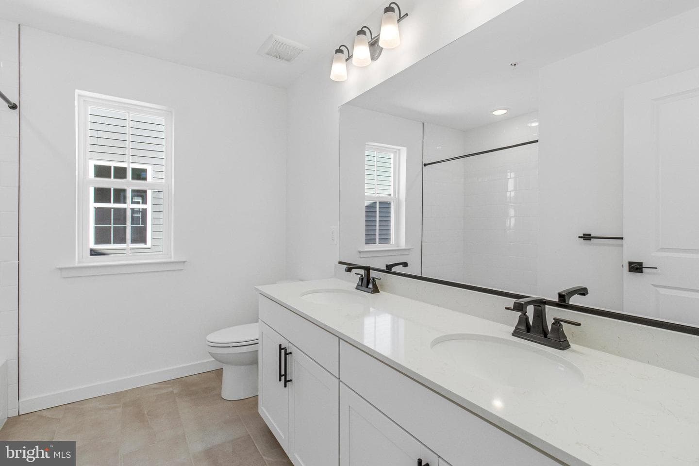 5722 Howard Drive photo 35