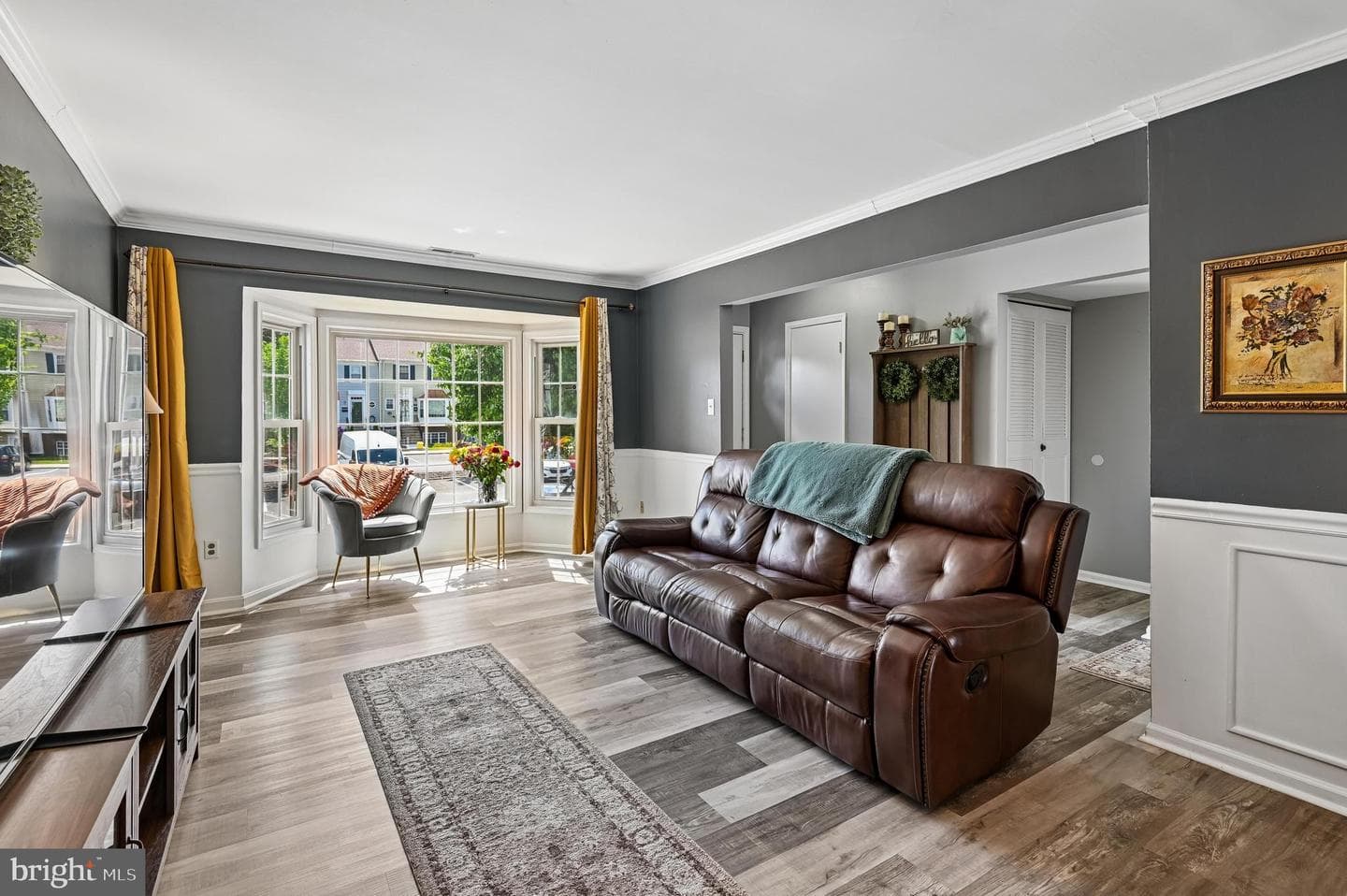 1408 Harwick Court photo 4