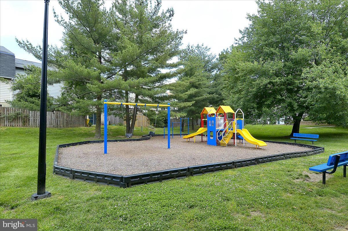 1408 Harwick Court photo 46