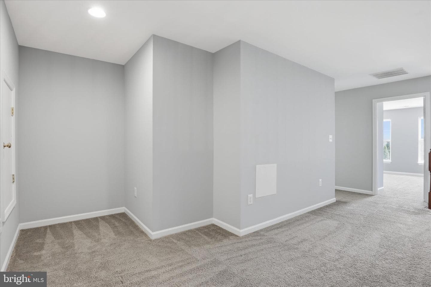 7212 Banwell Court photo 35