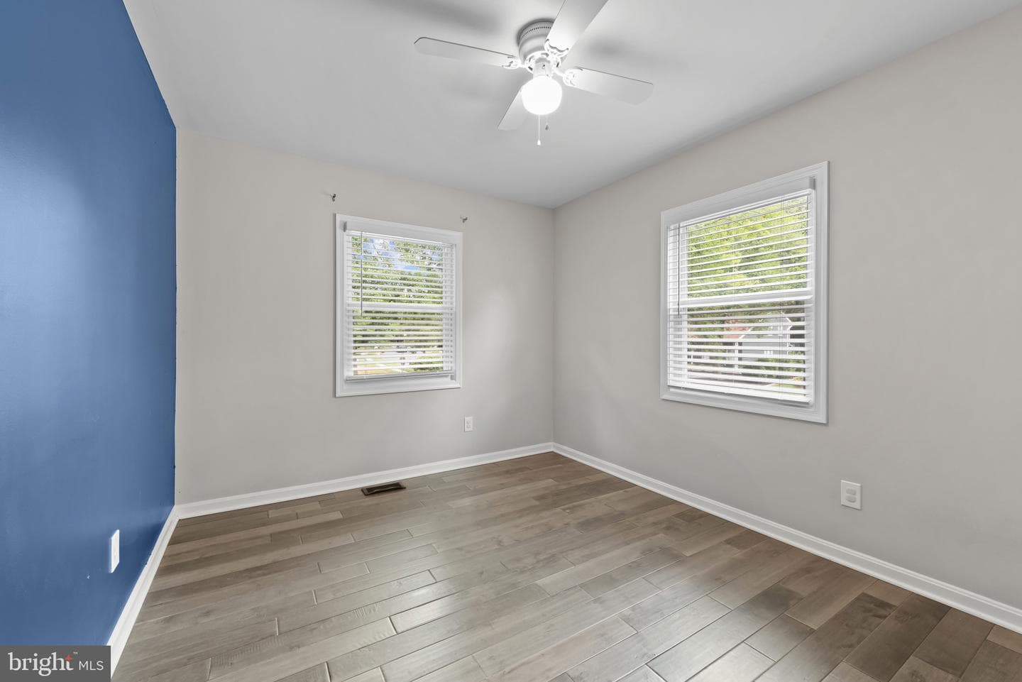 481 Eastwood Court photo 13