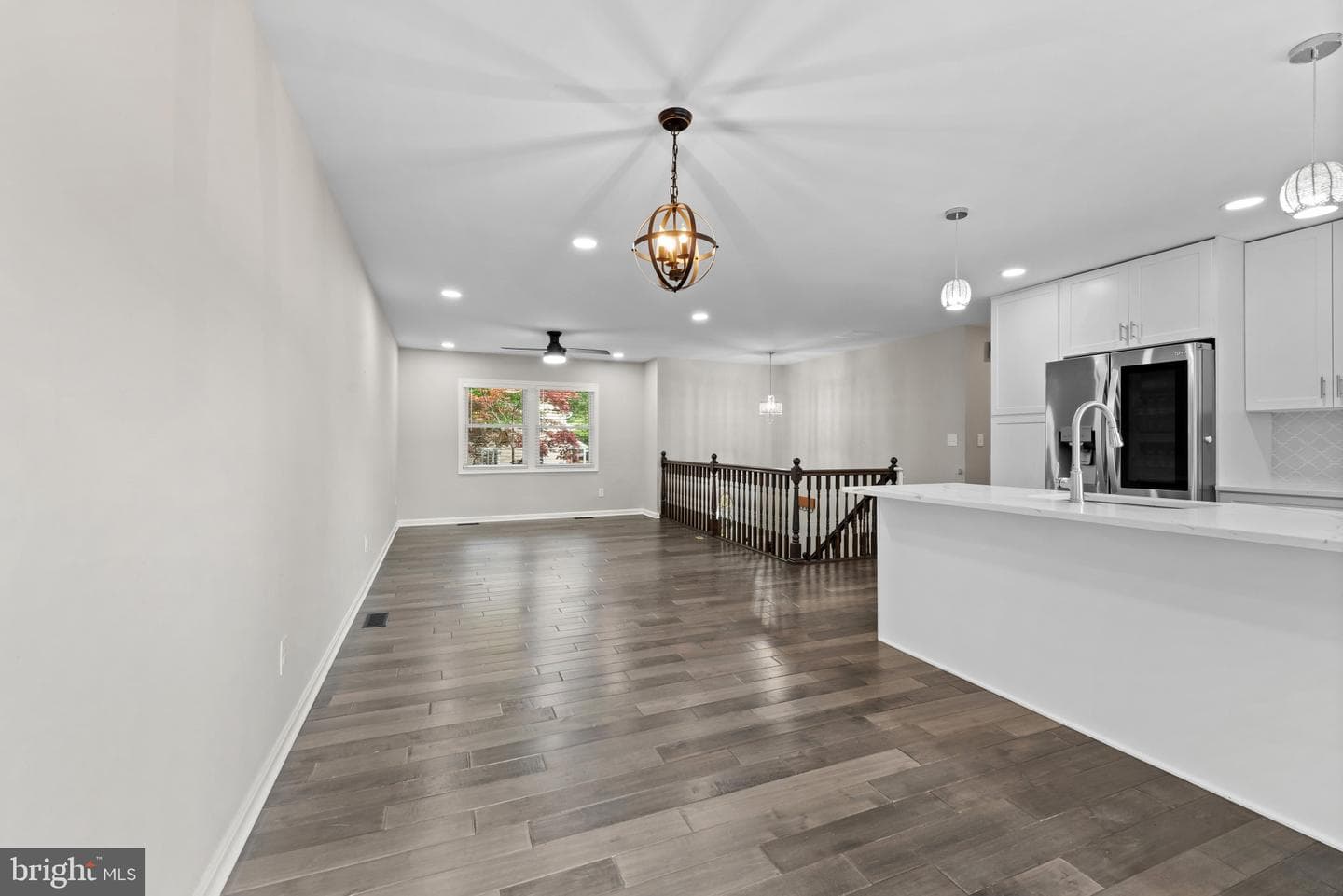 481 Eastwood Court photo 7