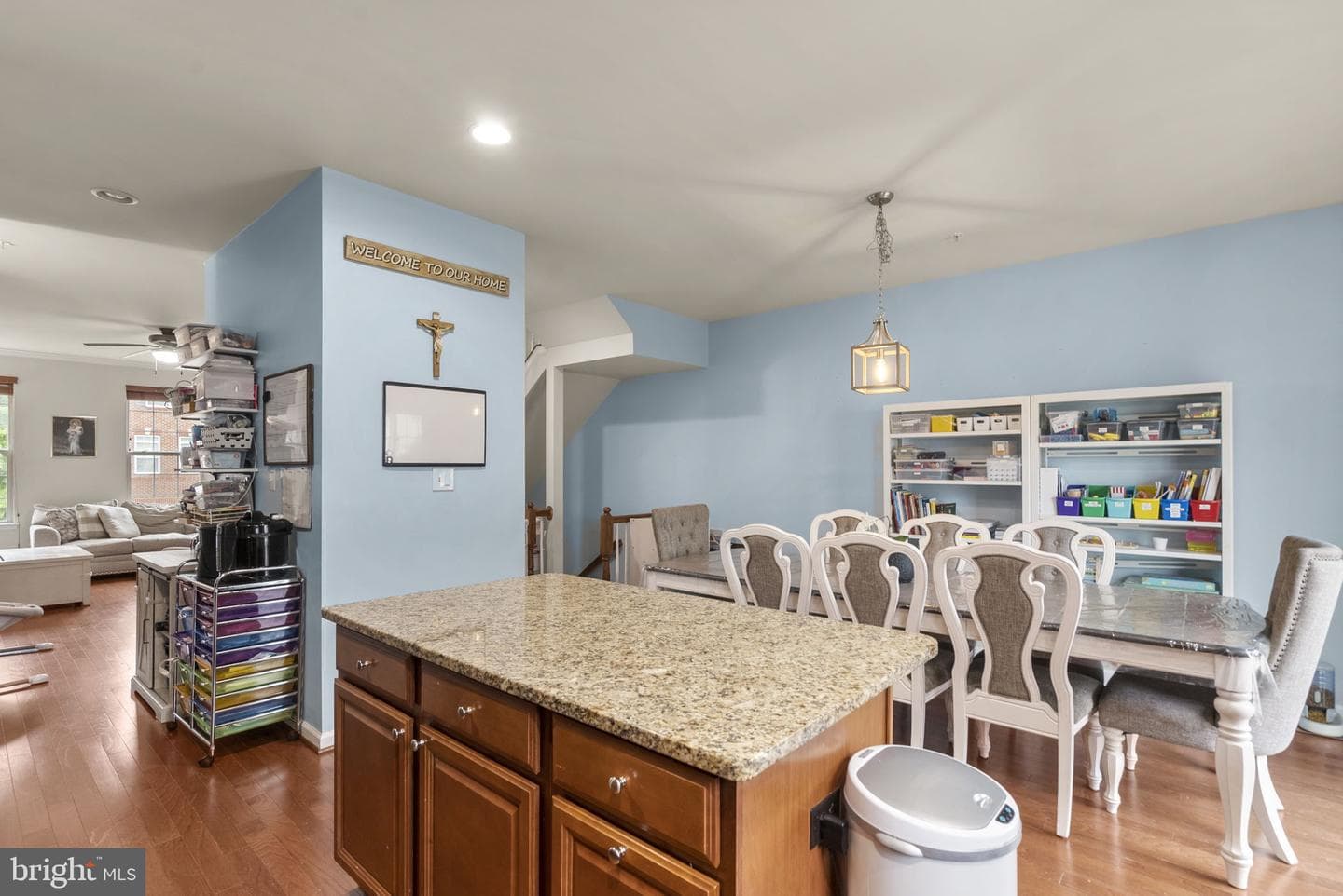 7621 Timbercross Lane photo 12