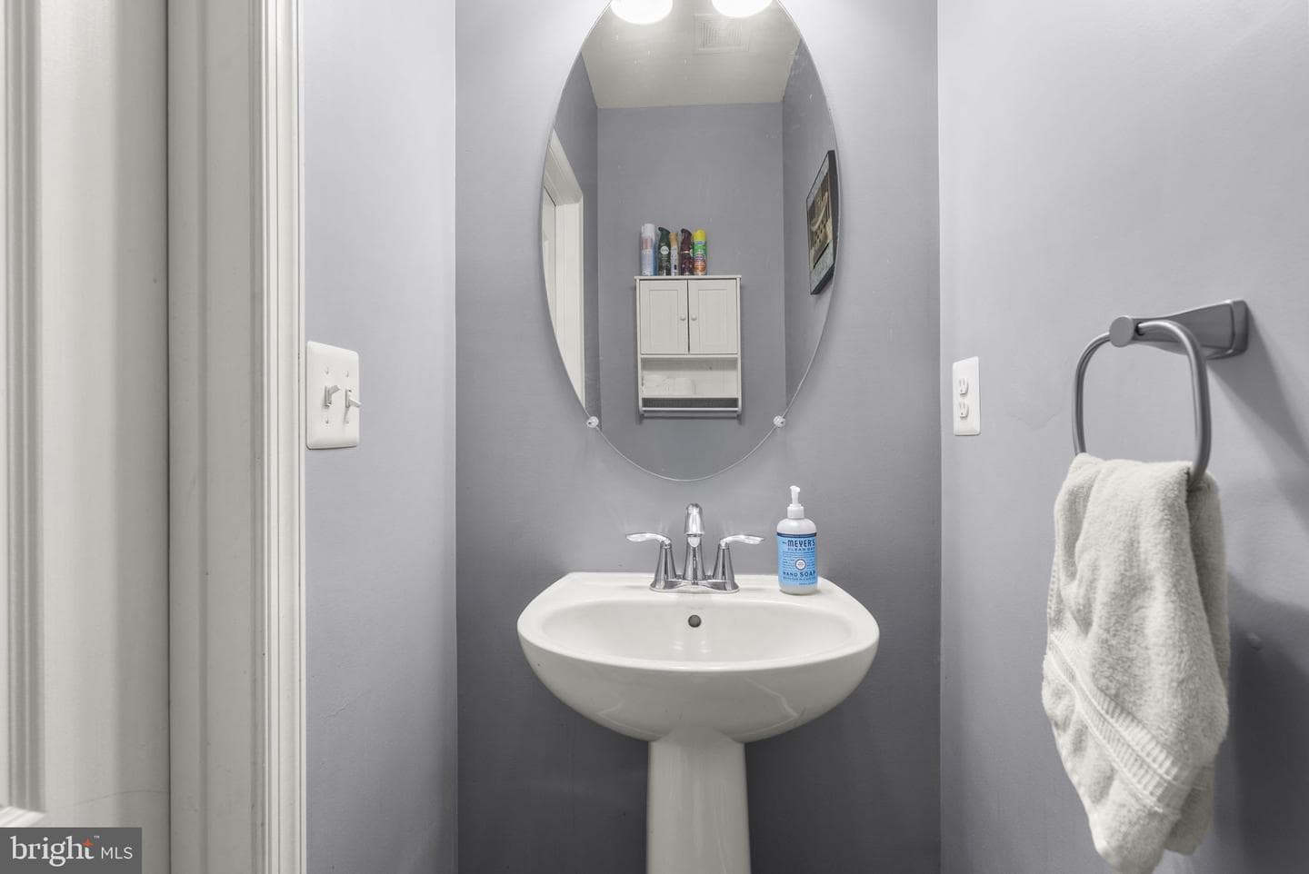 7621 Timbercross Lane photo 15