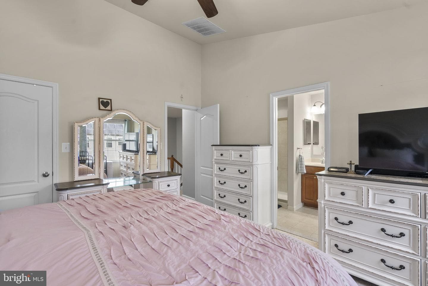 7621 Timbercross Lane photo 18