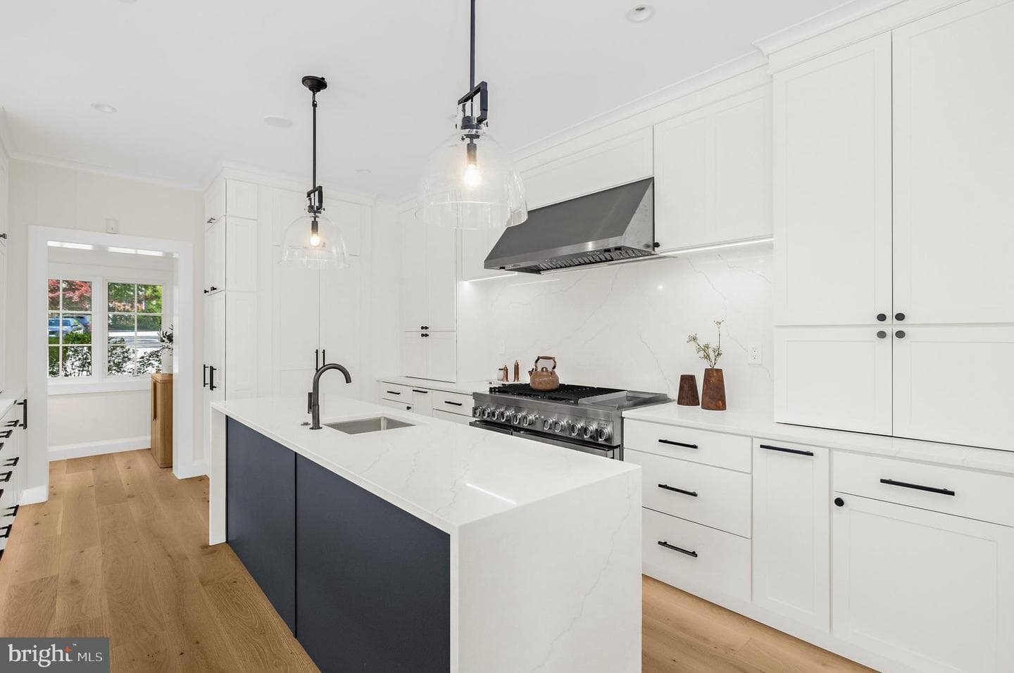11 S Acton Place photo 16