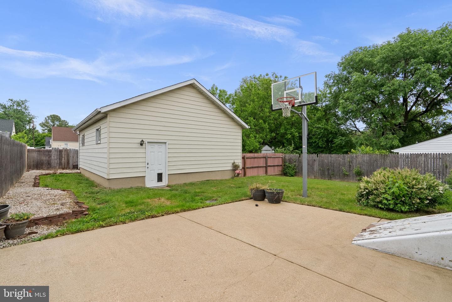 306 Vernon Ave photo 43