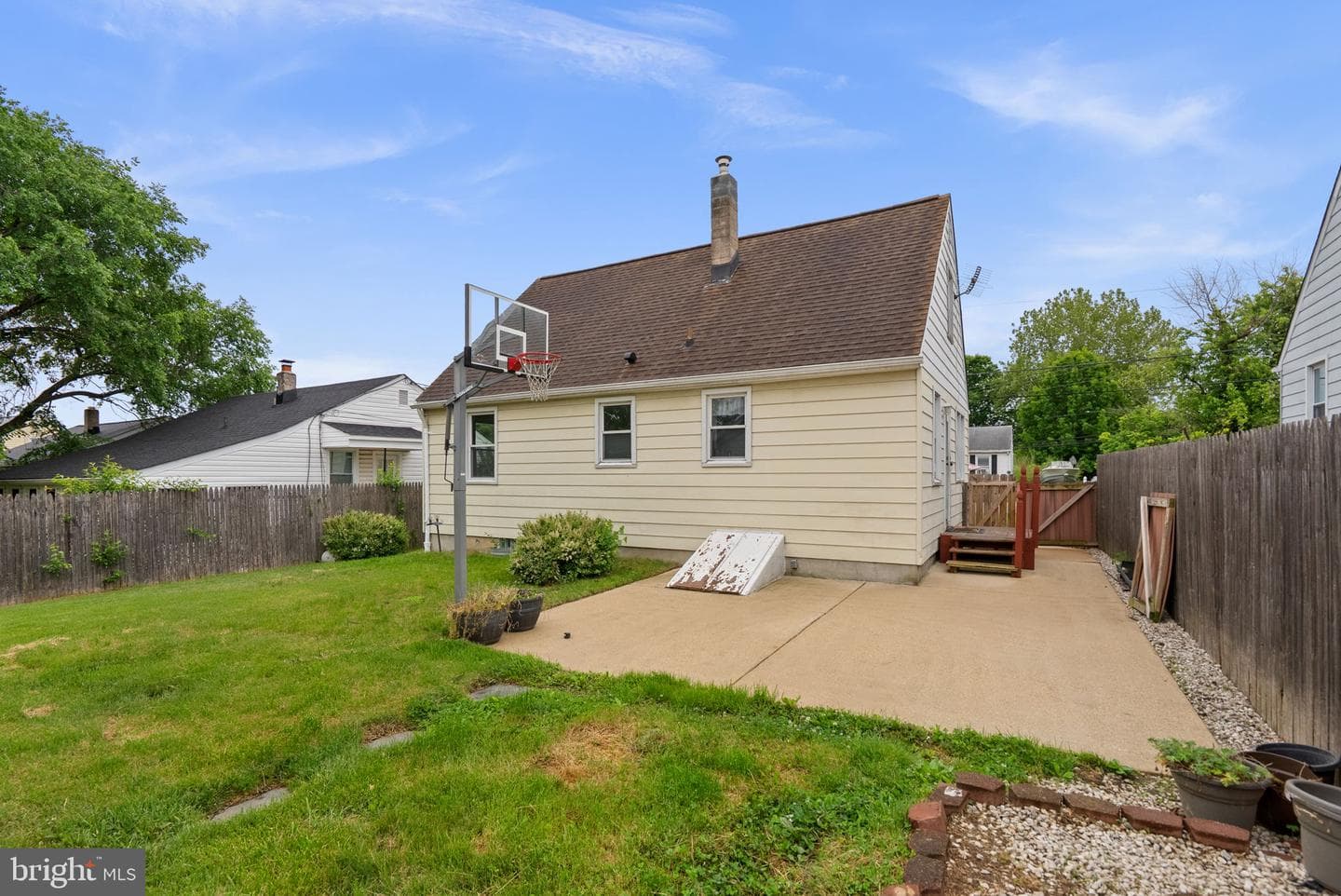 306 Vernon Ave photo 45