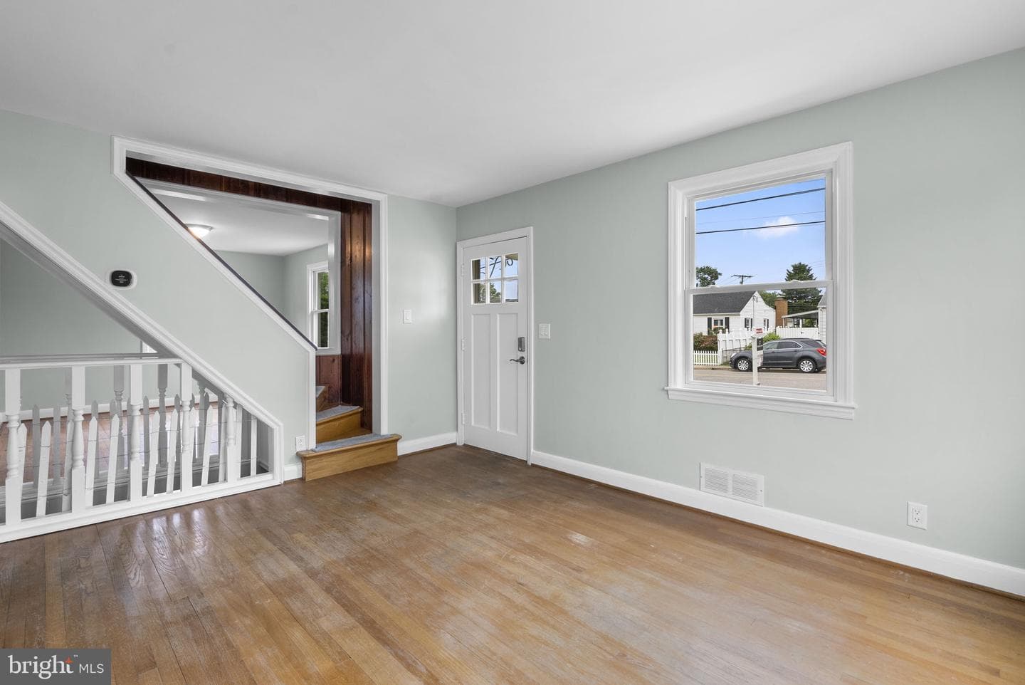 306 Vernon Ave photo 7