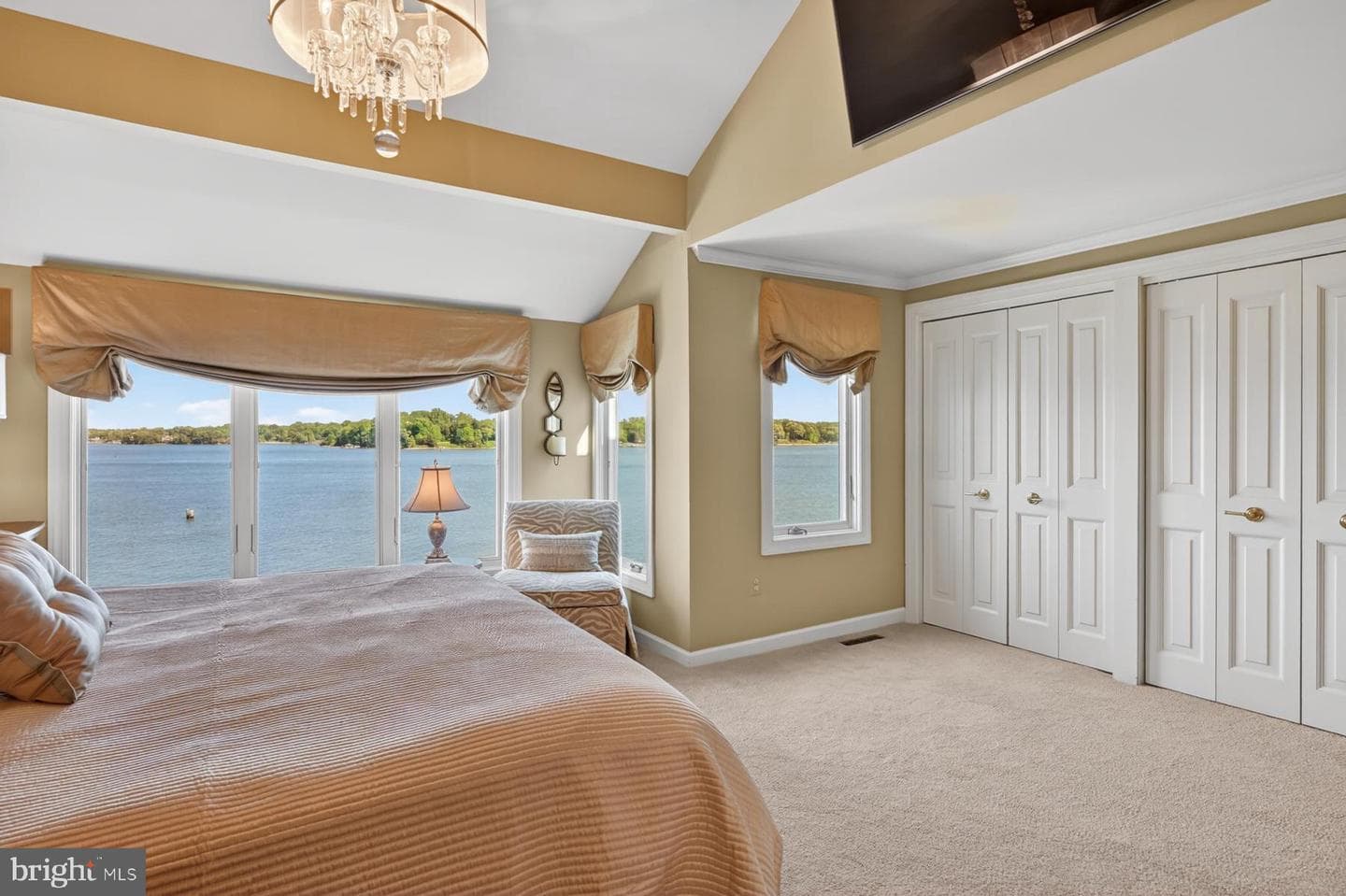528 Moorings Circle photo 19