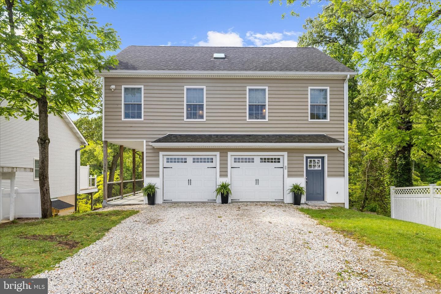 315 S Riverside Drive photo 4