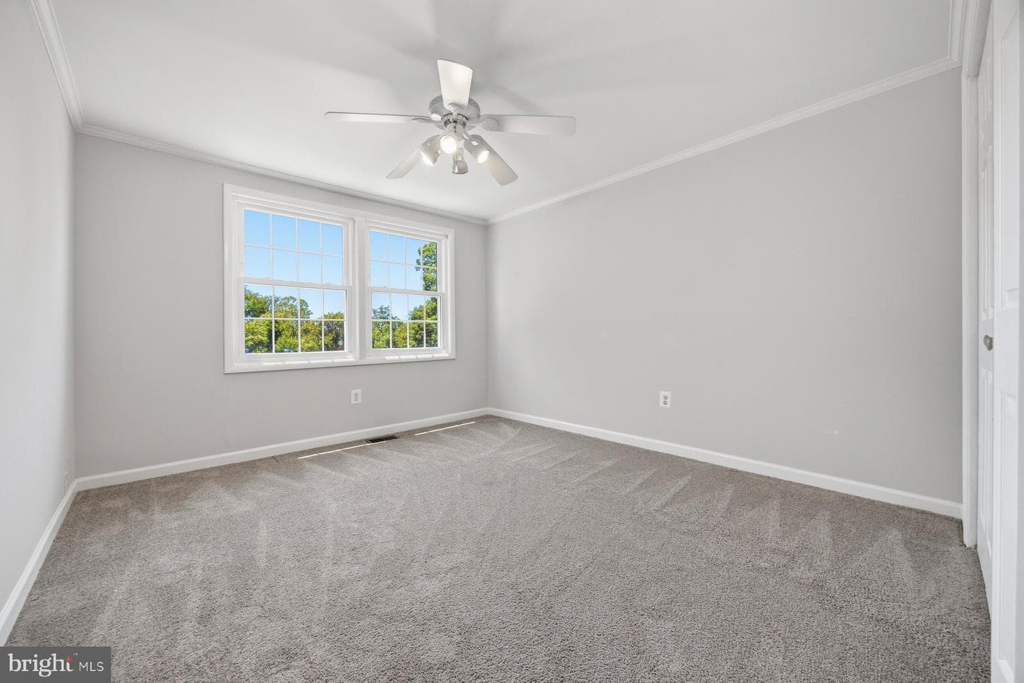 1768 Farmington Ct photo 23