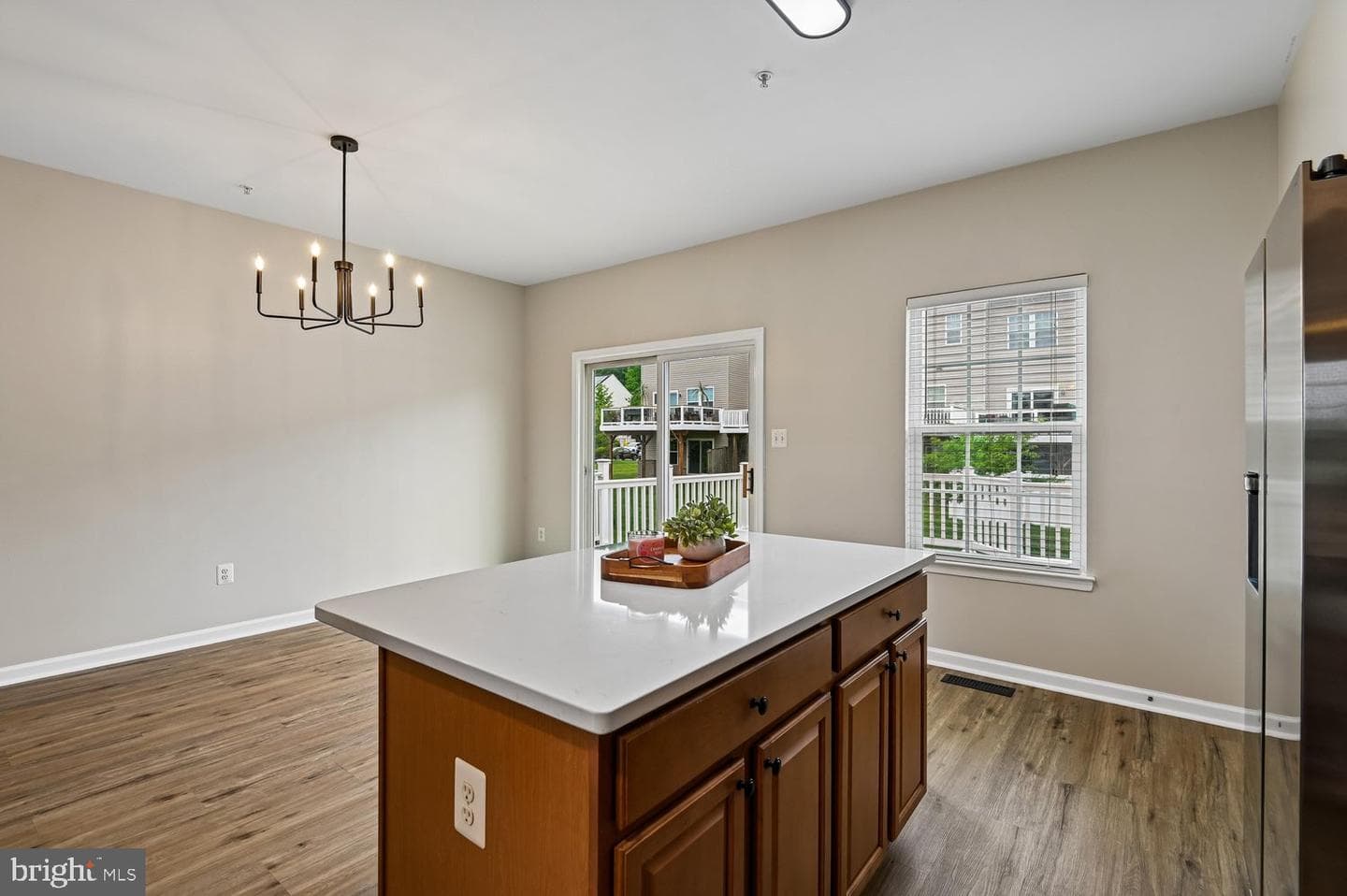 7548 Briargrove Lane photo 9