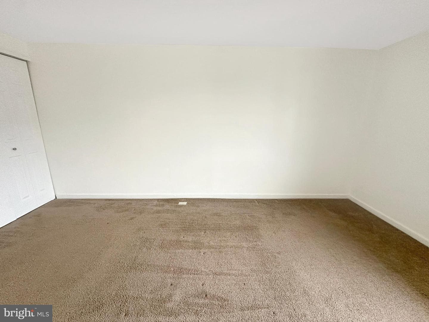 408 West Court photo 17