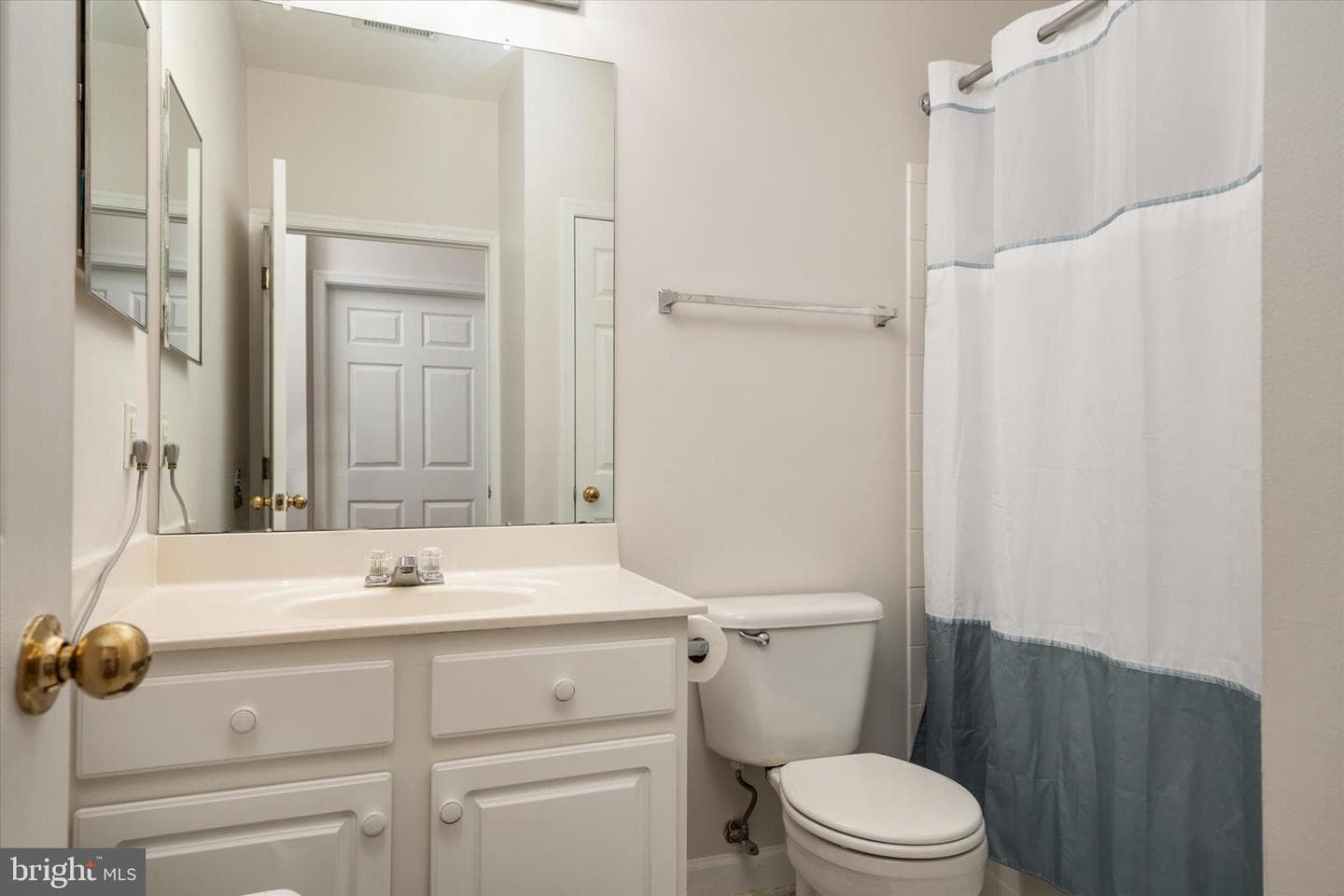 2703 Oak Leaf Ct # 2703 photo 23