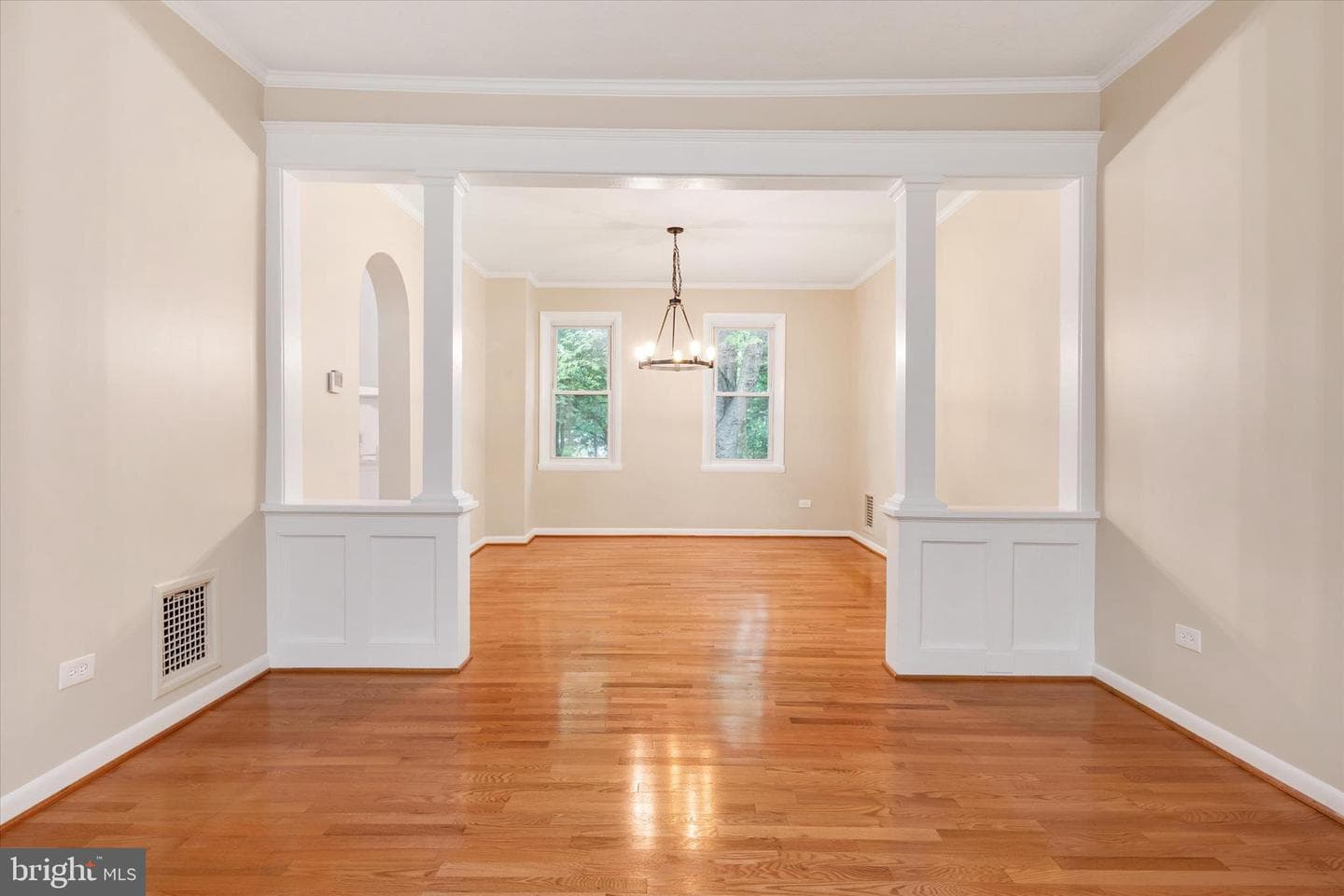 21 Woodlawn Avenue photo 22