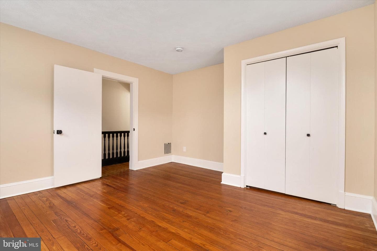 21 Woodlawn Avenue photo 38