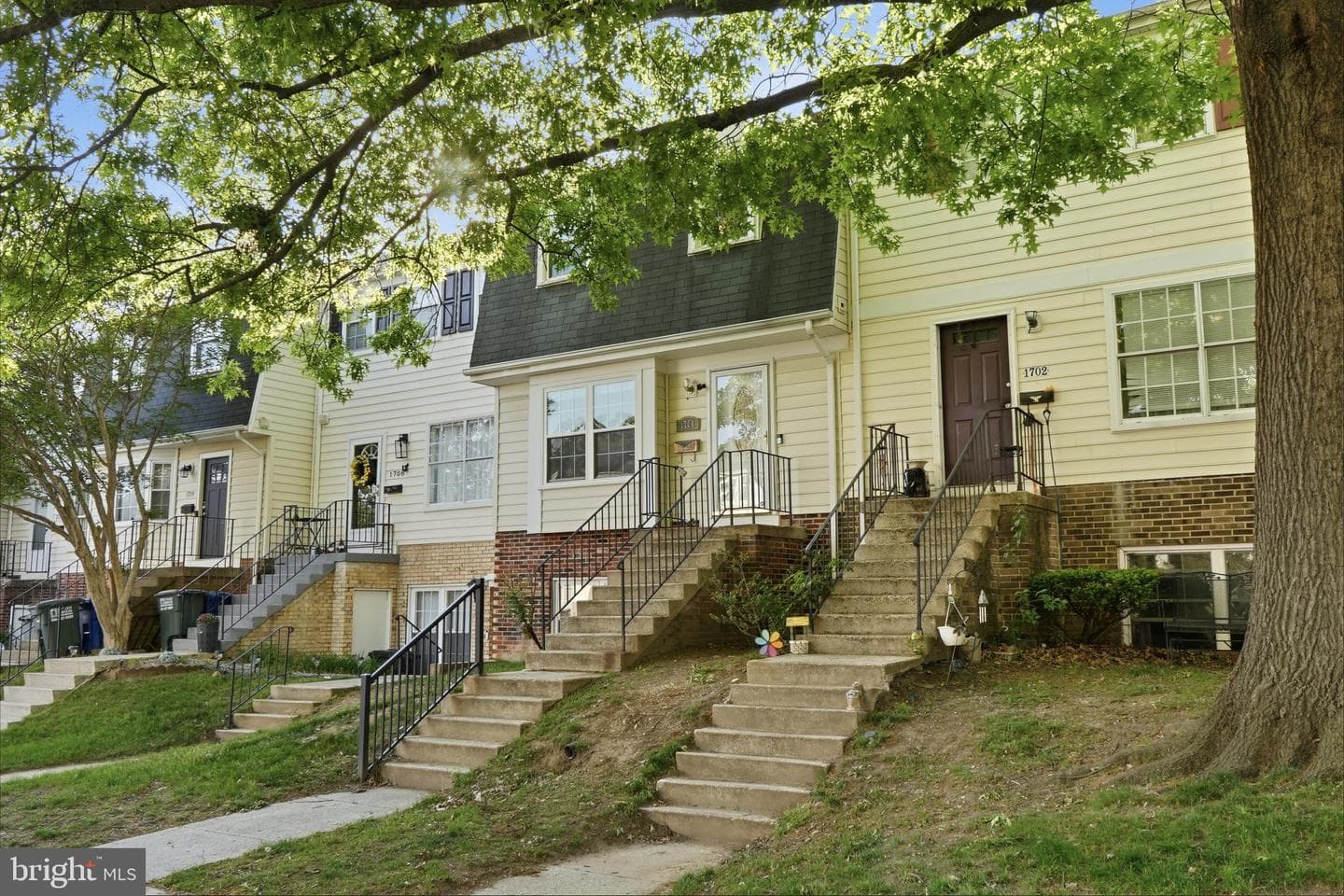 1704 W Bancroft Lane photo 33
