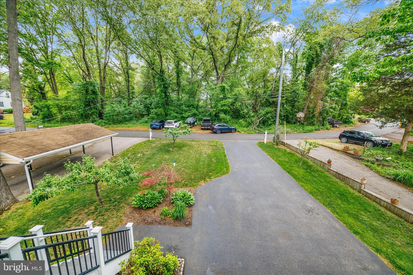 8382 Country Life Road photo 5