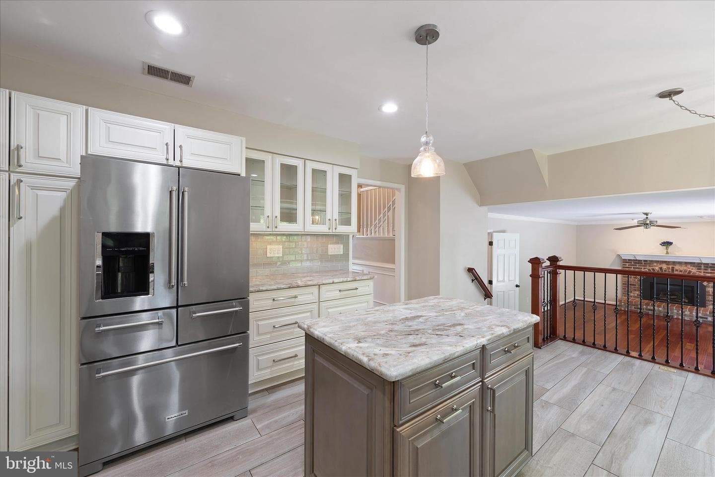 8391 Piping Rock Court photo 14