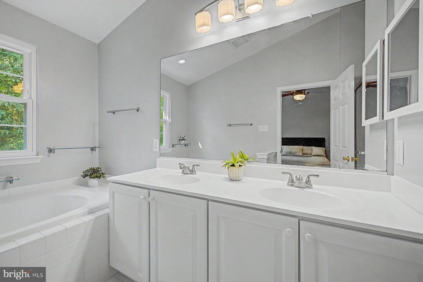 2391 Sandy Walk Way photo 25