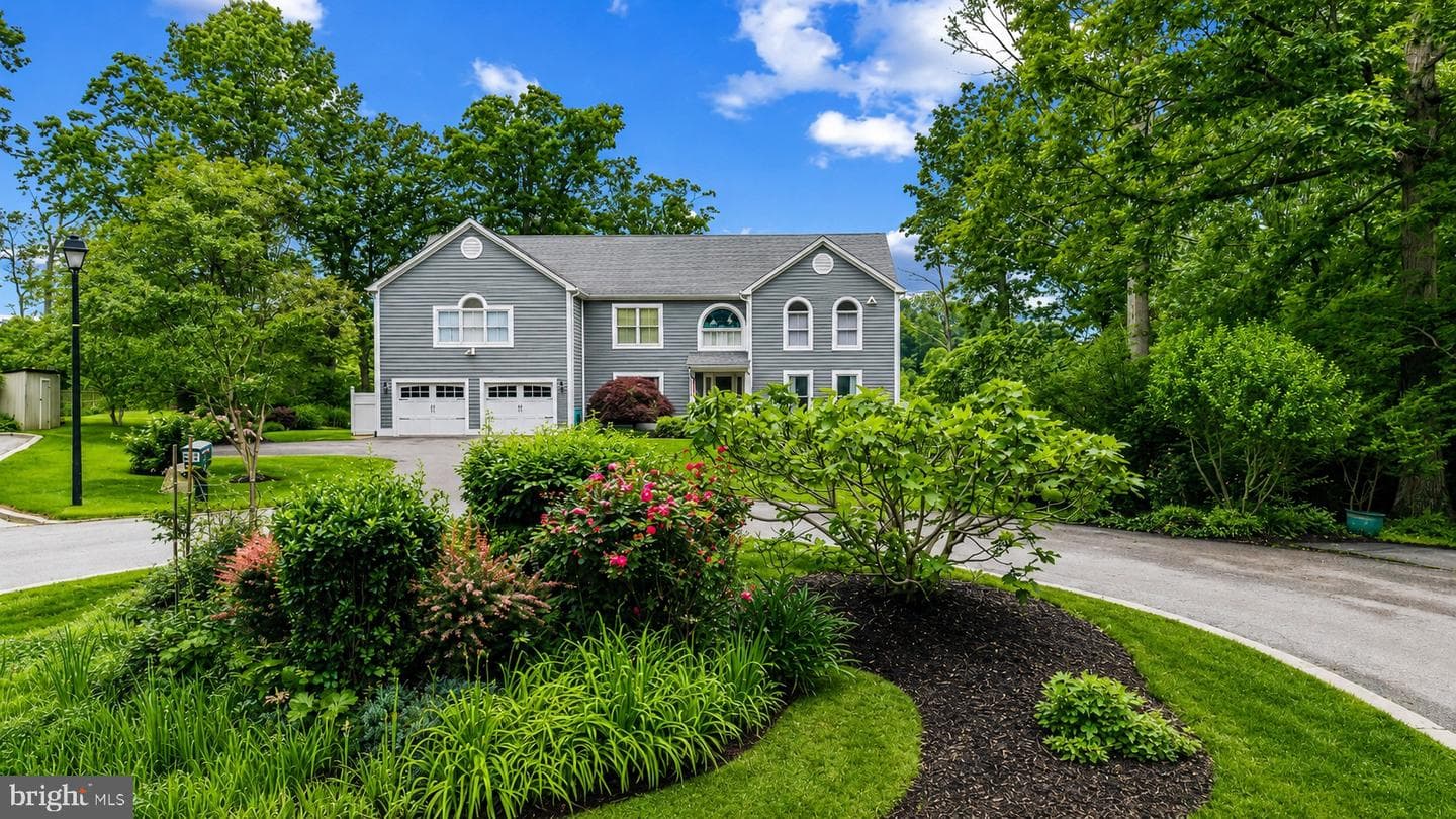 575 Laurel Road photo 3