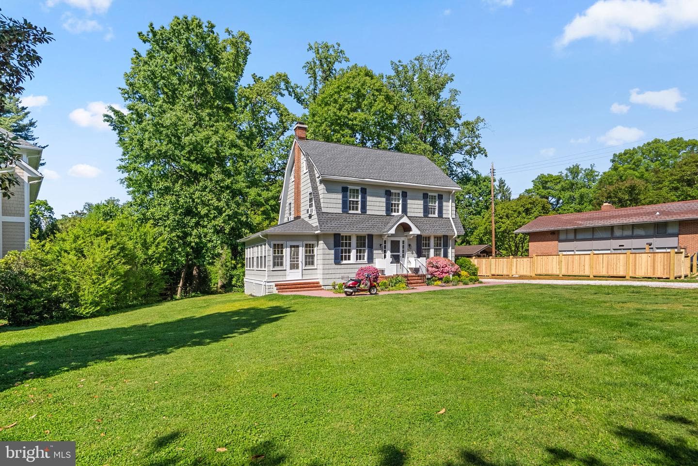 202 Wardour Drive photo 4