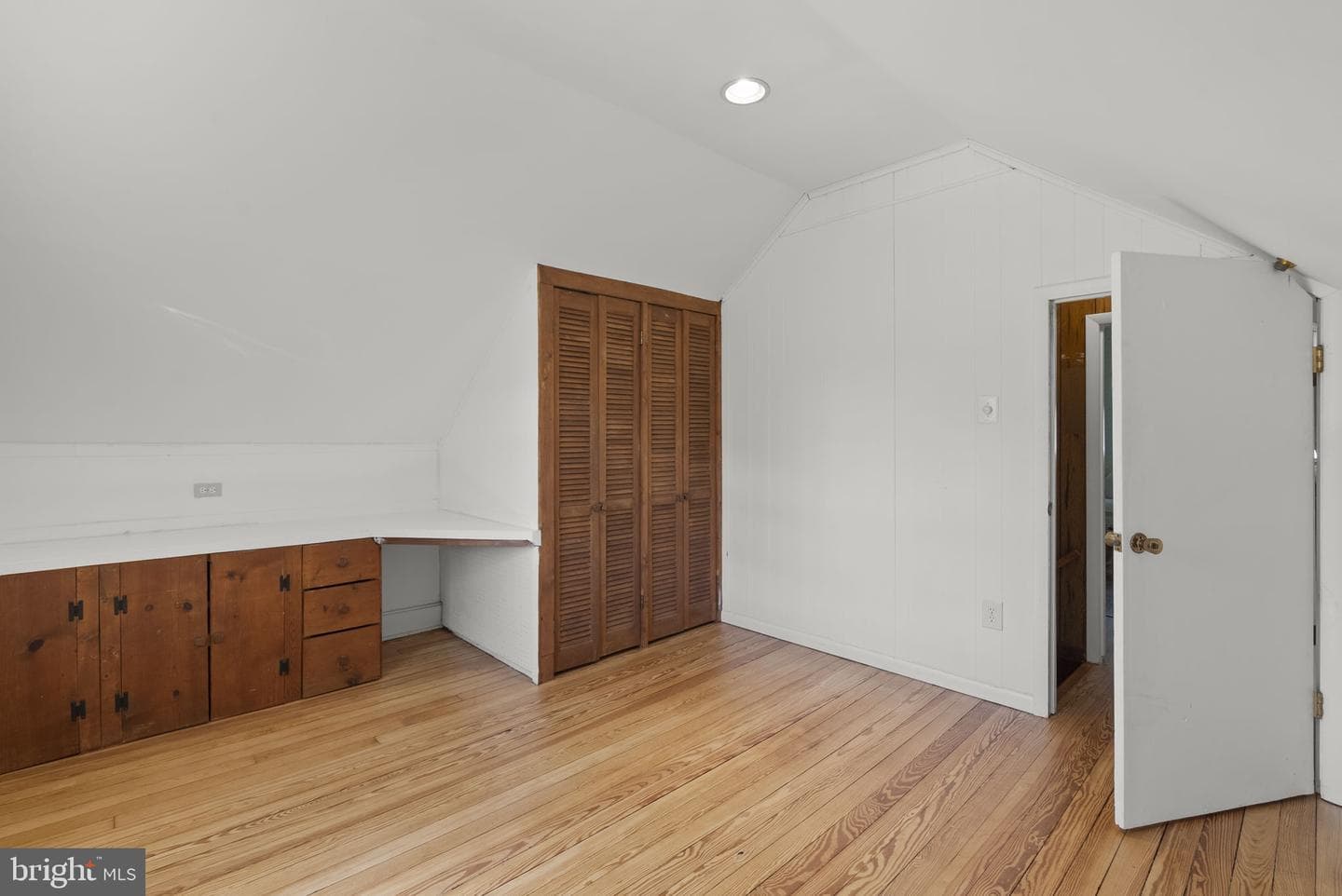 202 Wardour Drive photo 43