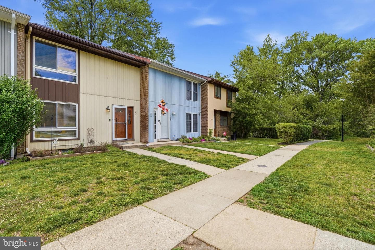 1982 Cambridge Dr photo 33