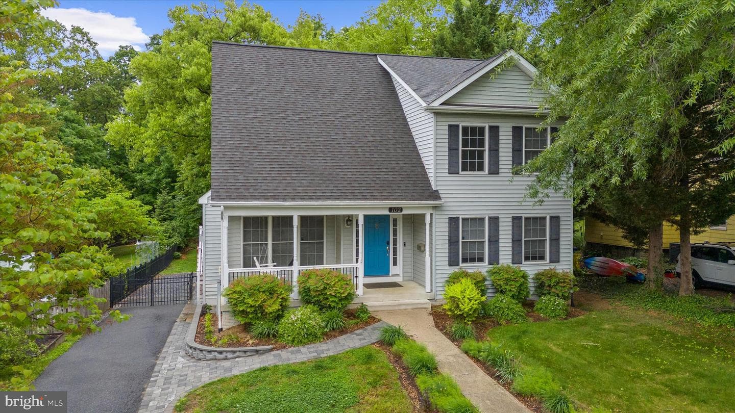 102 Brewer Avenue photo 3
