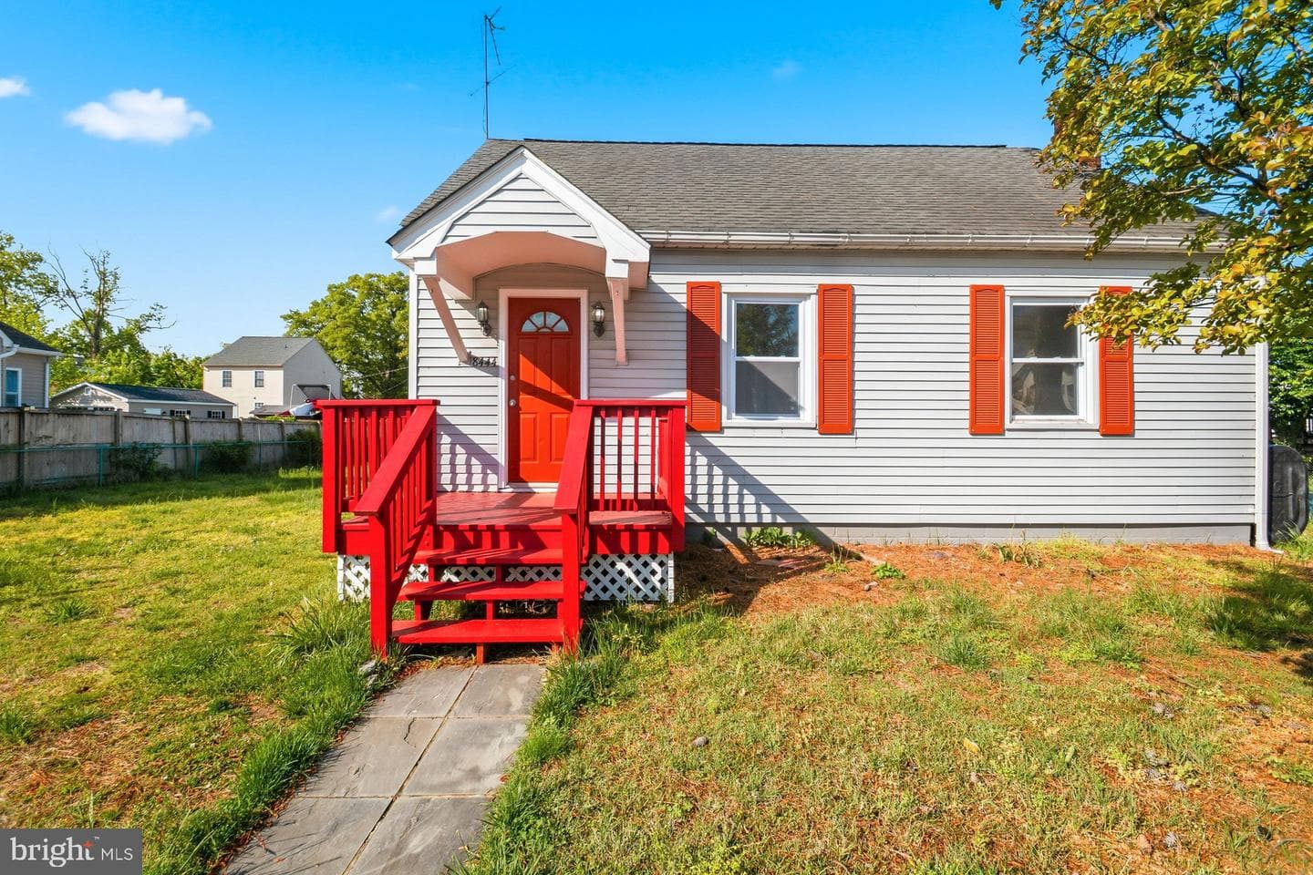 8444 Garden Road photo 28