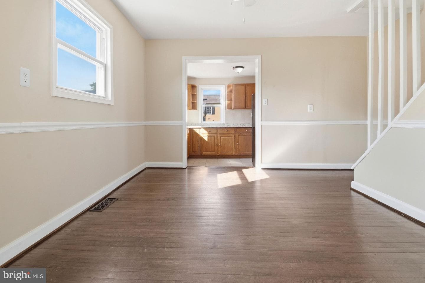 8444 Garden Road photo 5