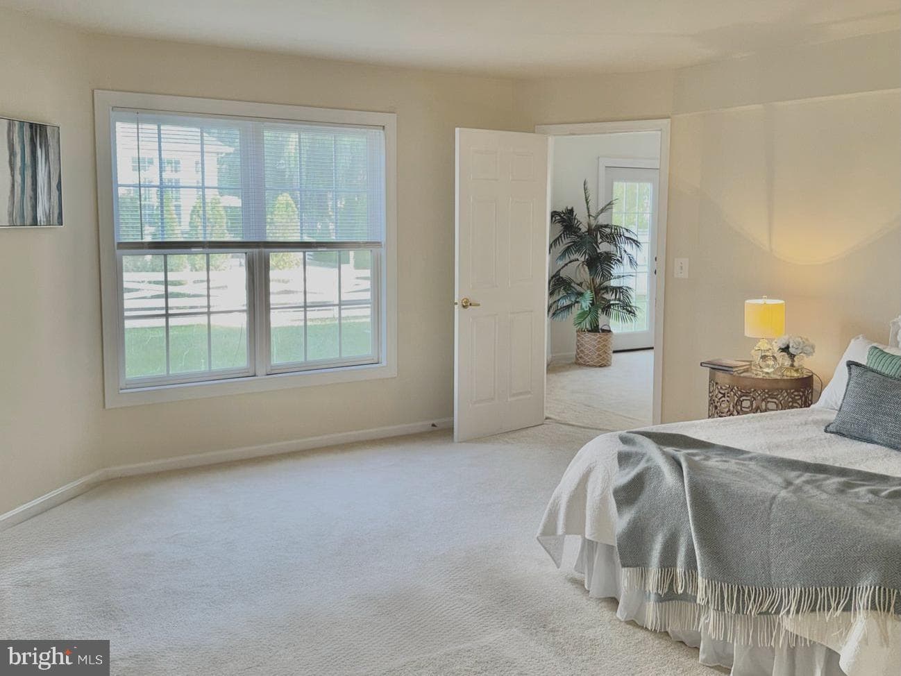 704 Caleb Ln photo 35