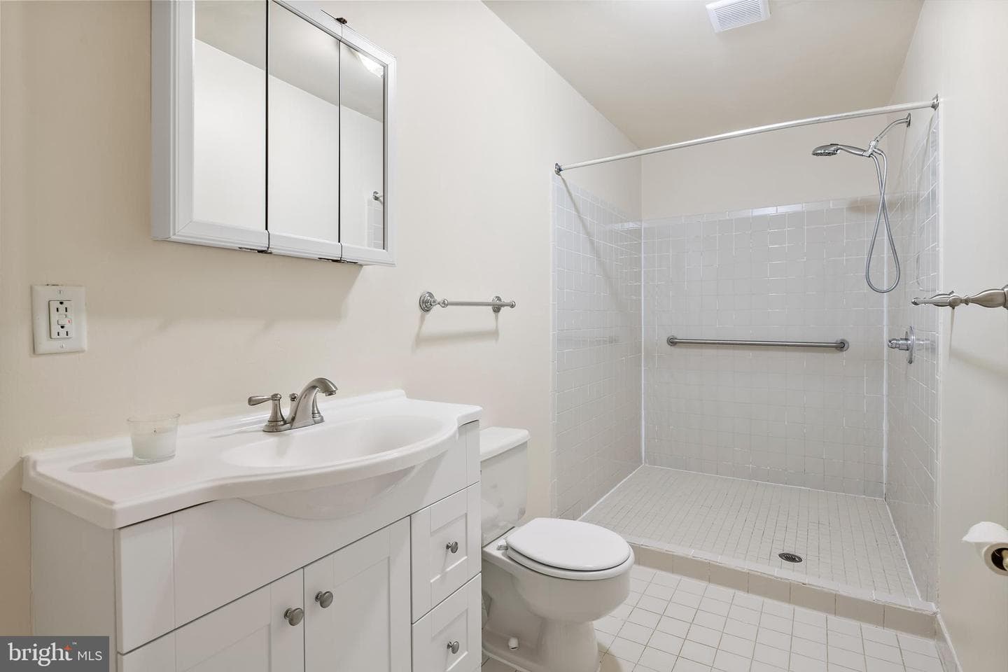 704 Caleb Ln photo 37