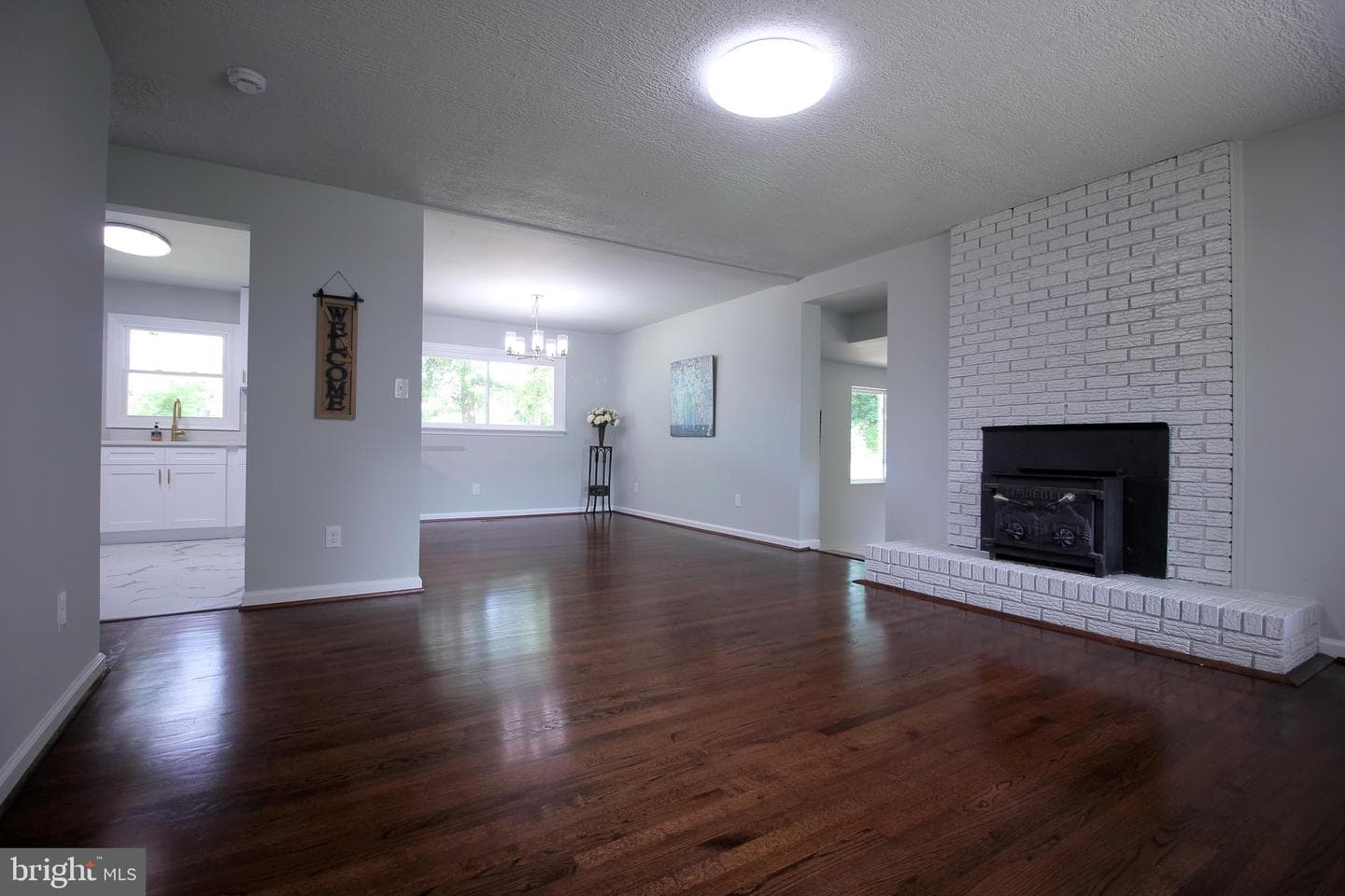 107 Saint Charles Rd photo 6