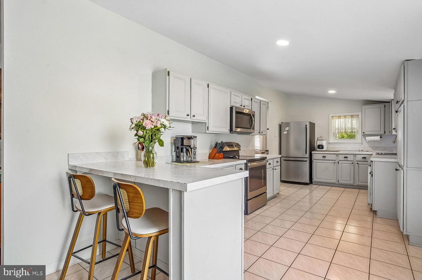 1217 Pine Avenue photo 17