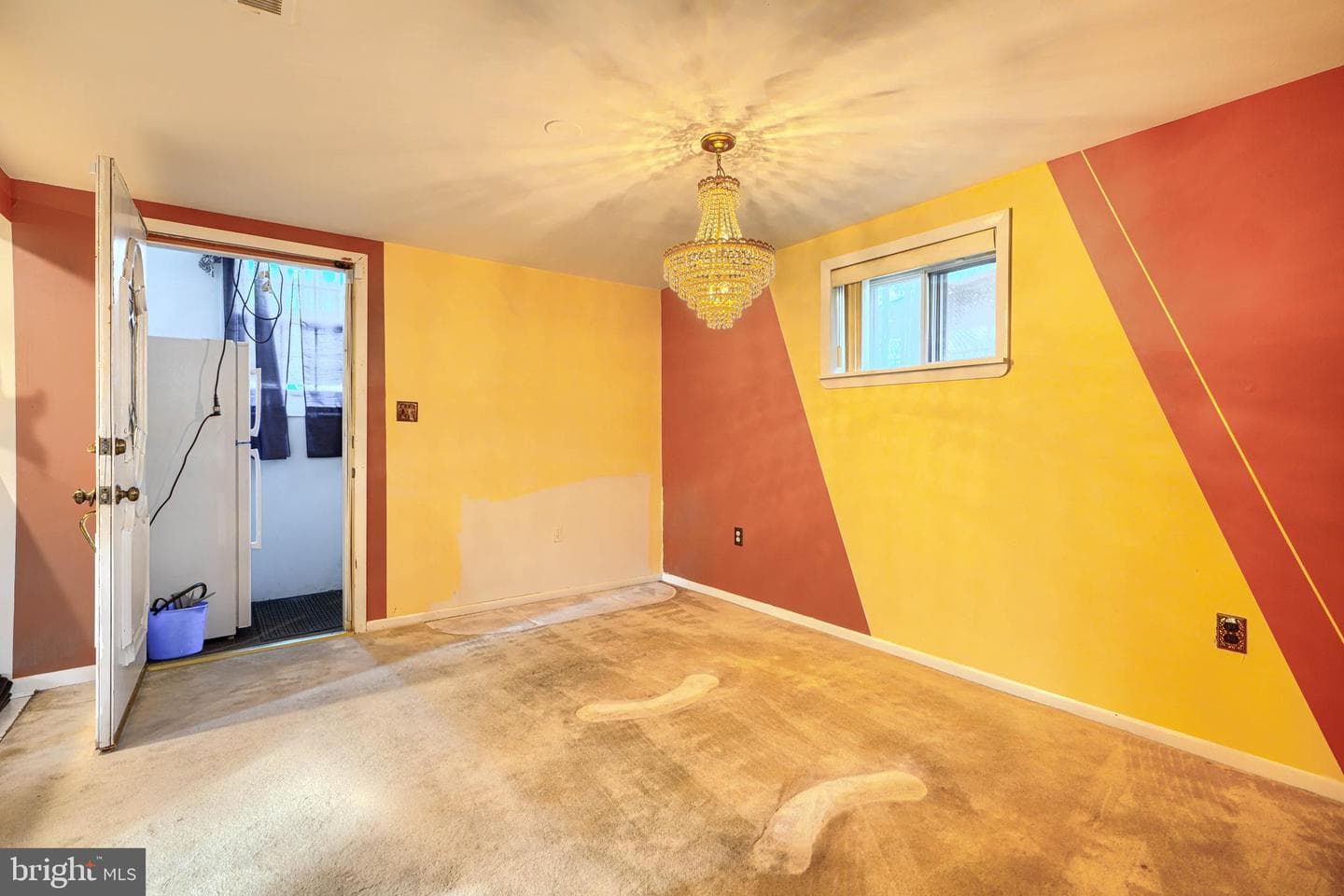 212 Evans Street photo 15