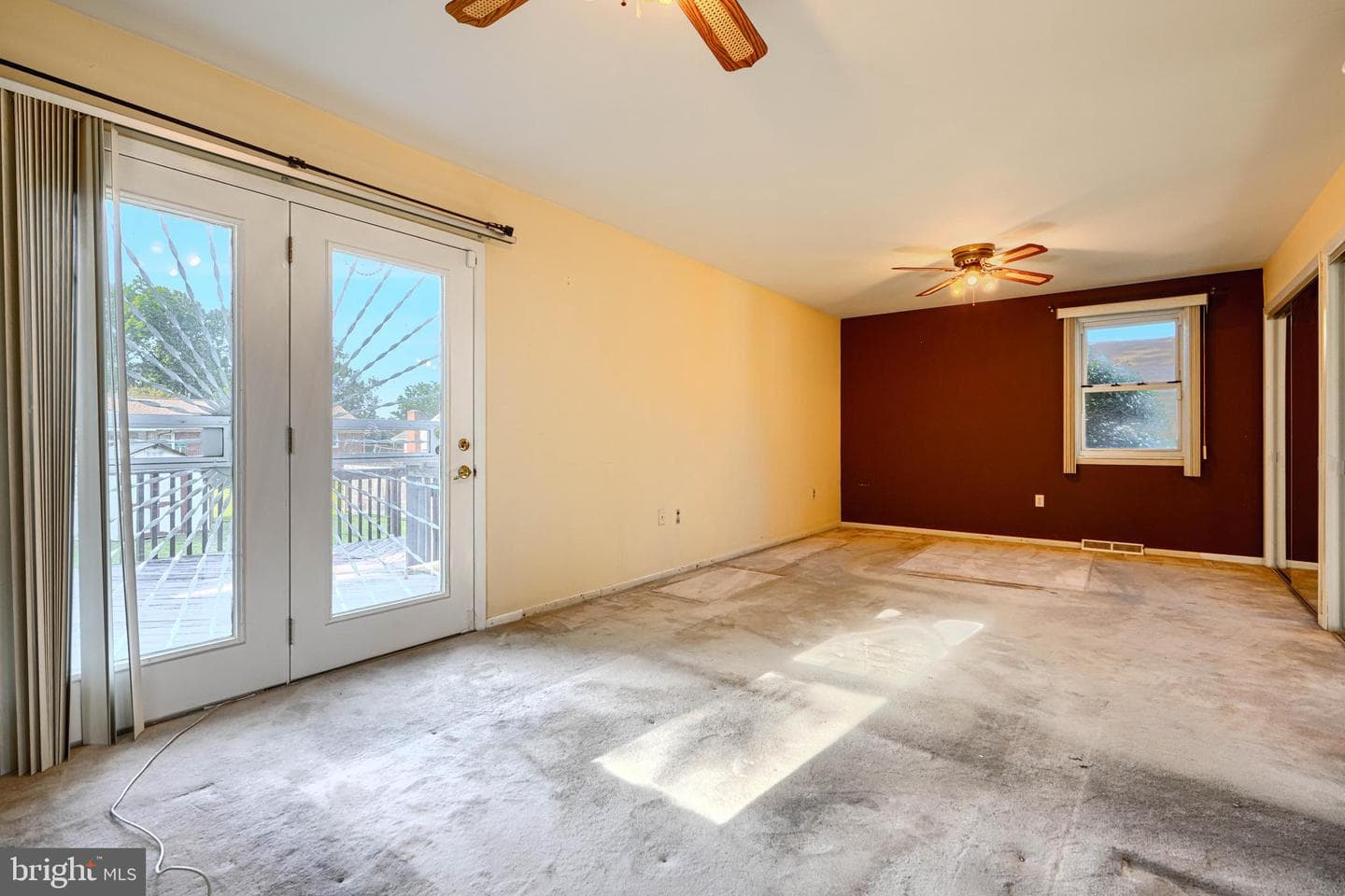 212 Evans Street photo 20
