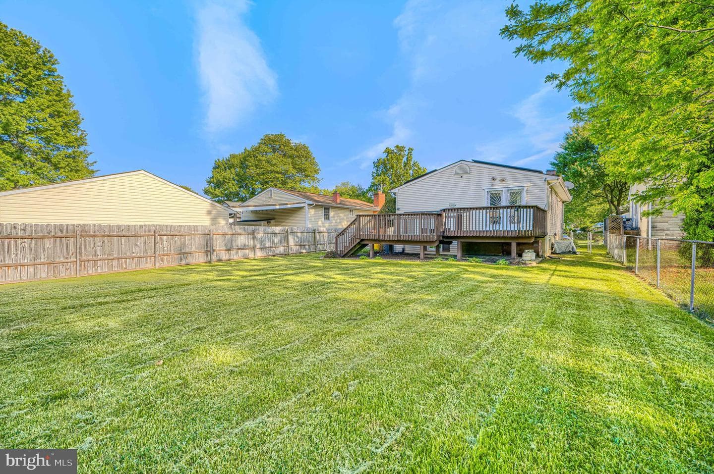 212 Evans Street photo 38