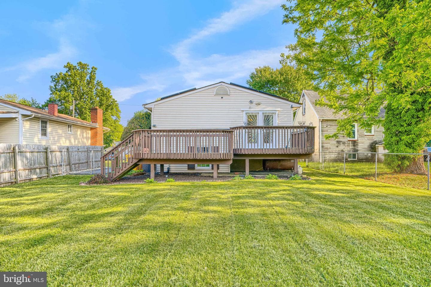 212 Evans Street photo 39
