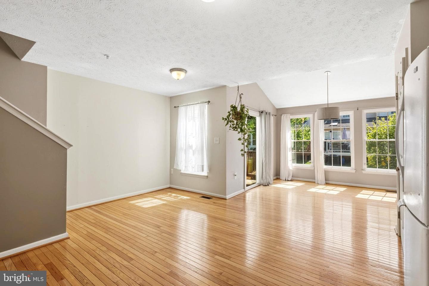 2577 Blue Water Blvd photo 3