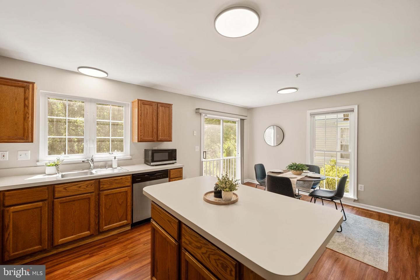209 Edge Creek Lane photo 7