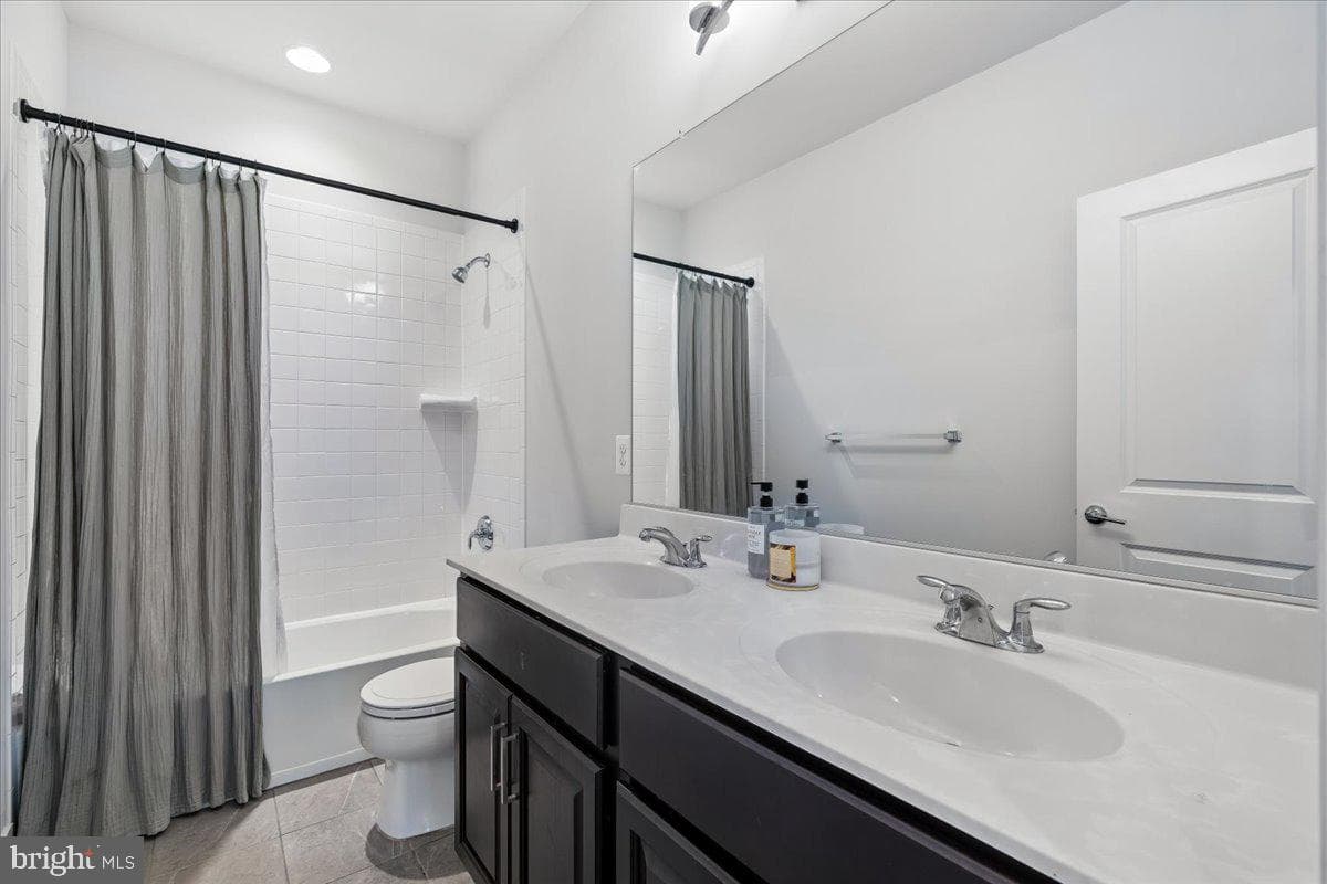 1517 Sandbar Willow Drive photo 35