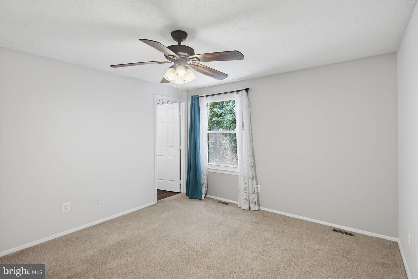 1431 Fairbanks Drive photo 20