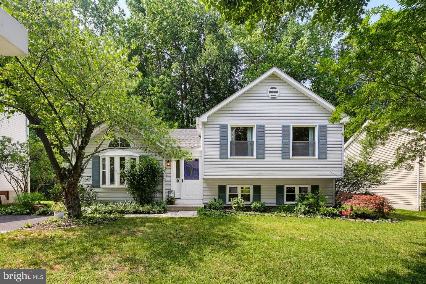 1431 Fairbanks Drive photo 3