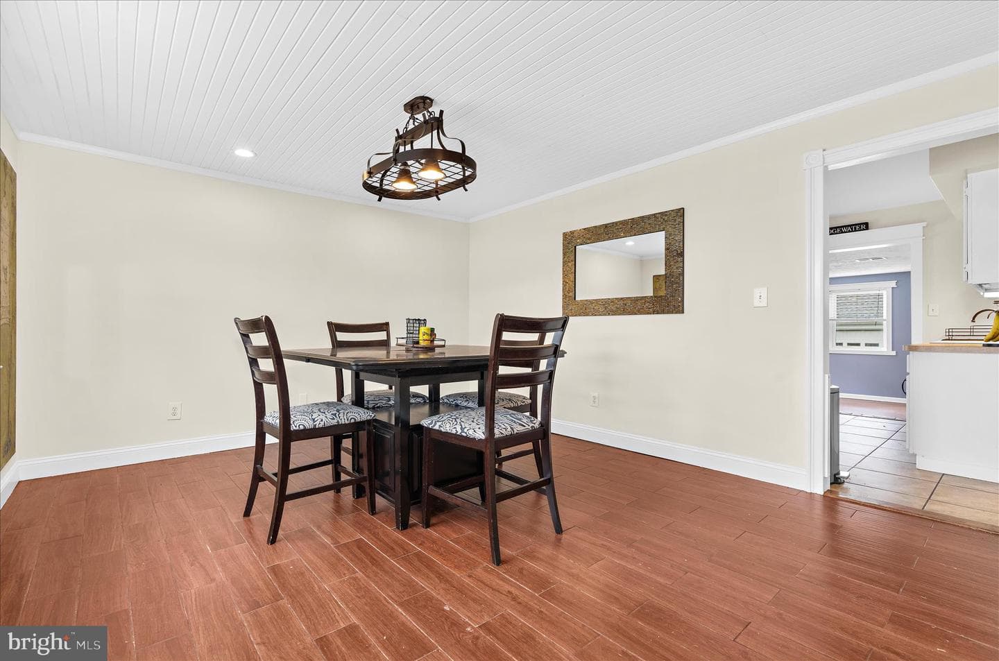 16 Virginia Avenue photo 7