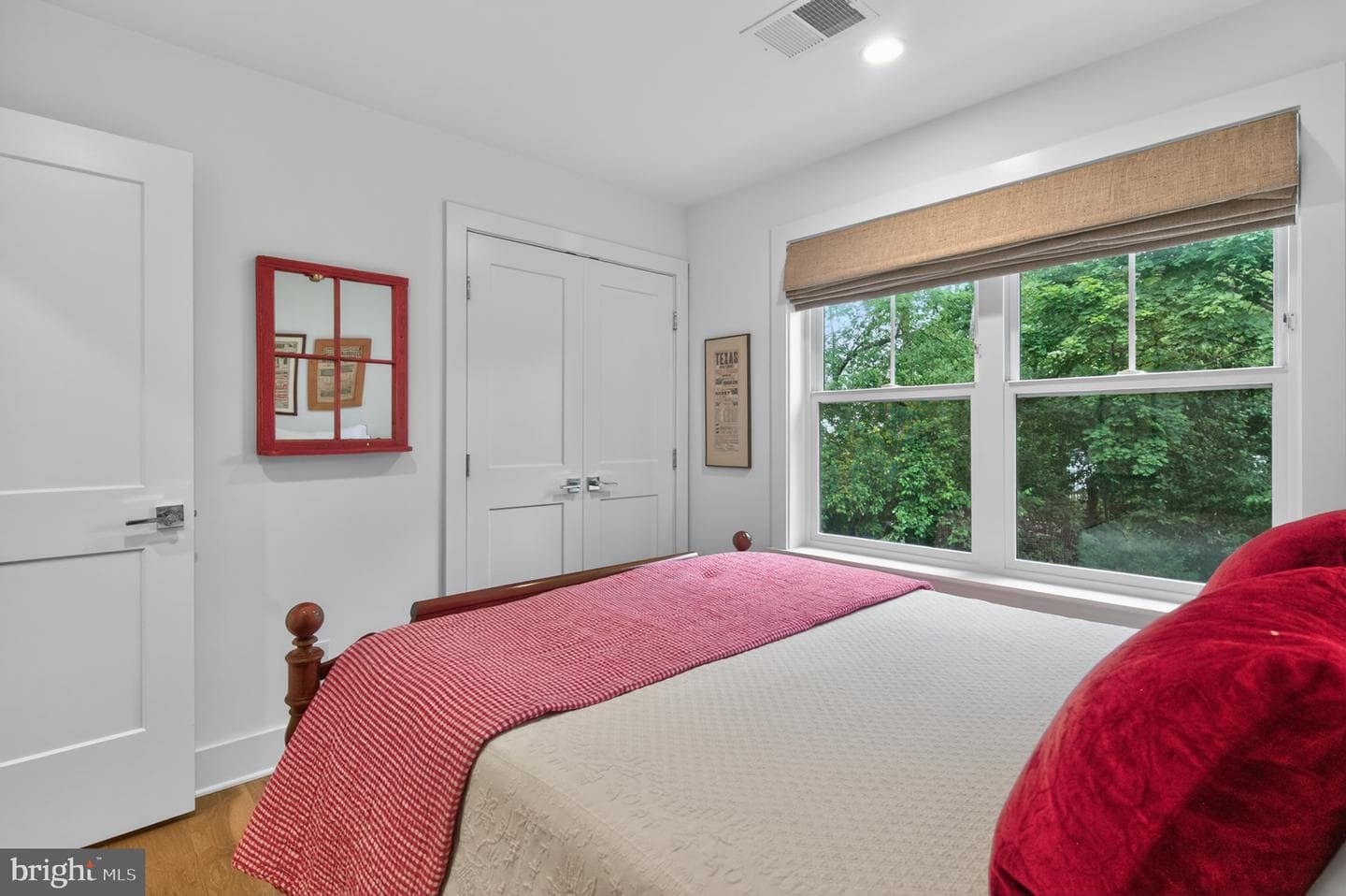 111 Ellershaw Court photo 44
