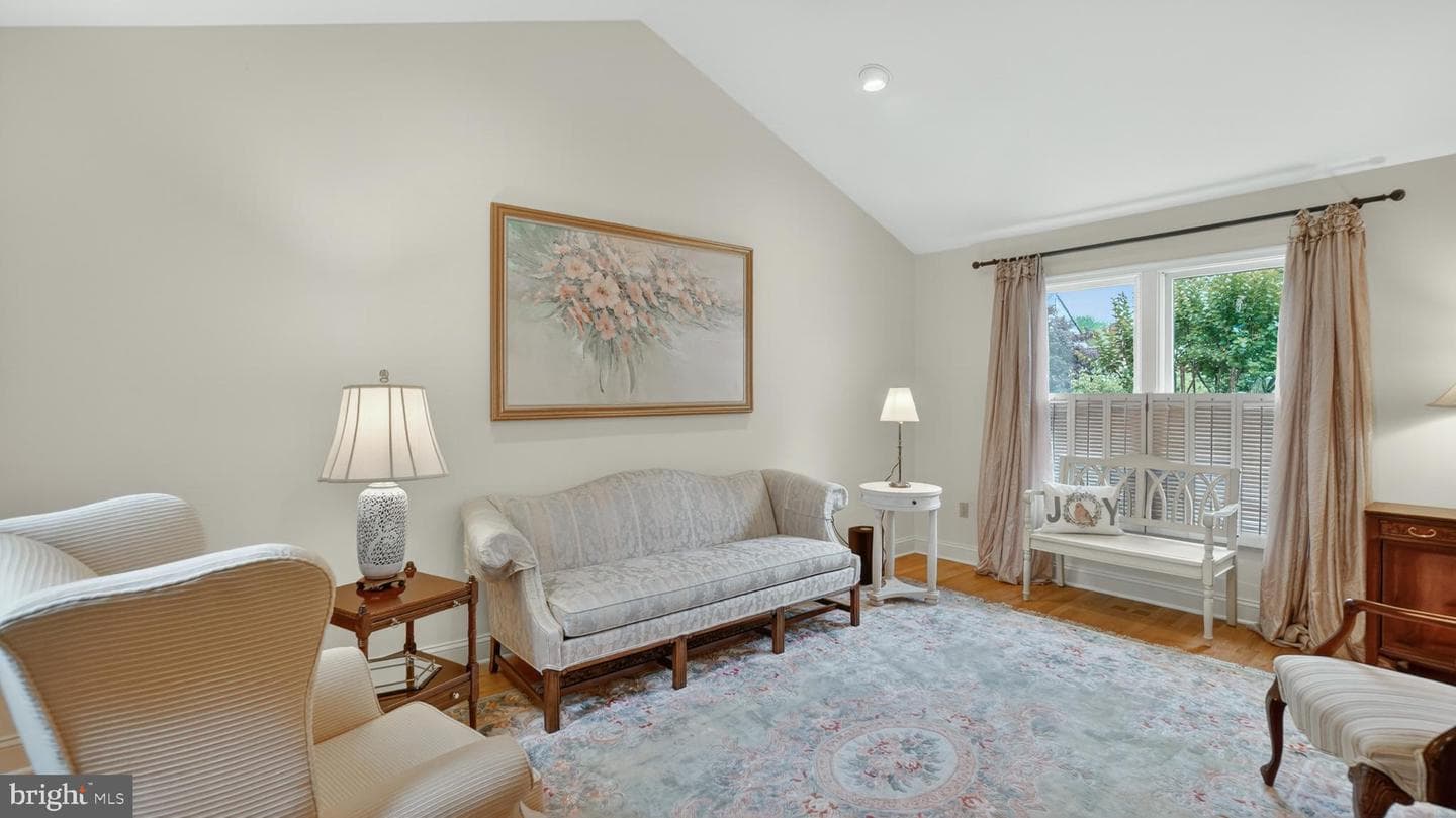 317 Canterfield Road photo 9
