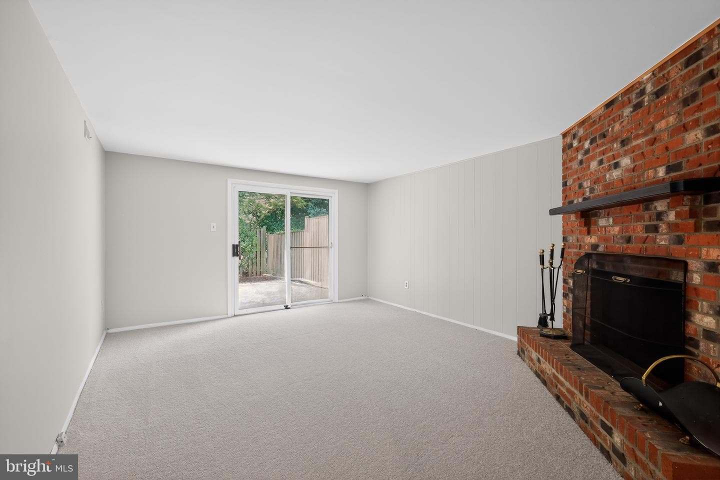 1691 Freemont Ct photo 28